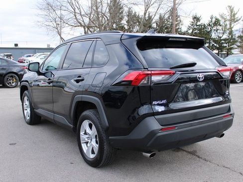 Used 2019 Toyota RAV4 XLE image 40