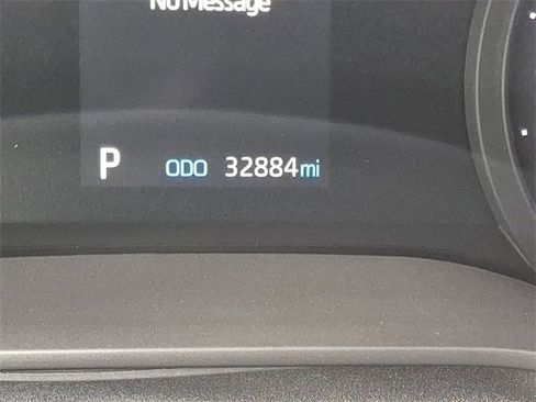 Used 2021 Toyota Sienna LE w/ LE Plus Package image 22