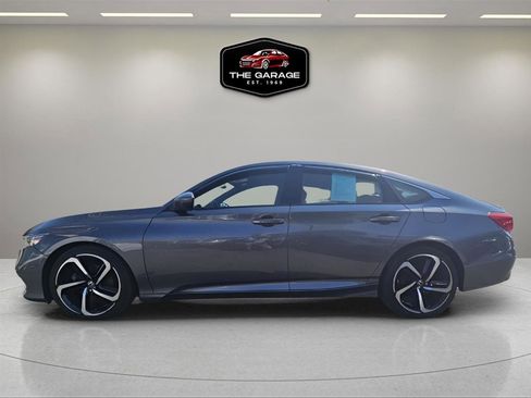 Used 2019 Honda Accord Sport image 2