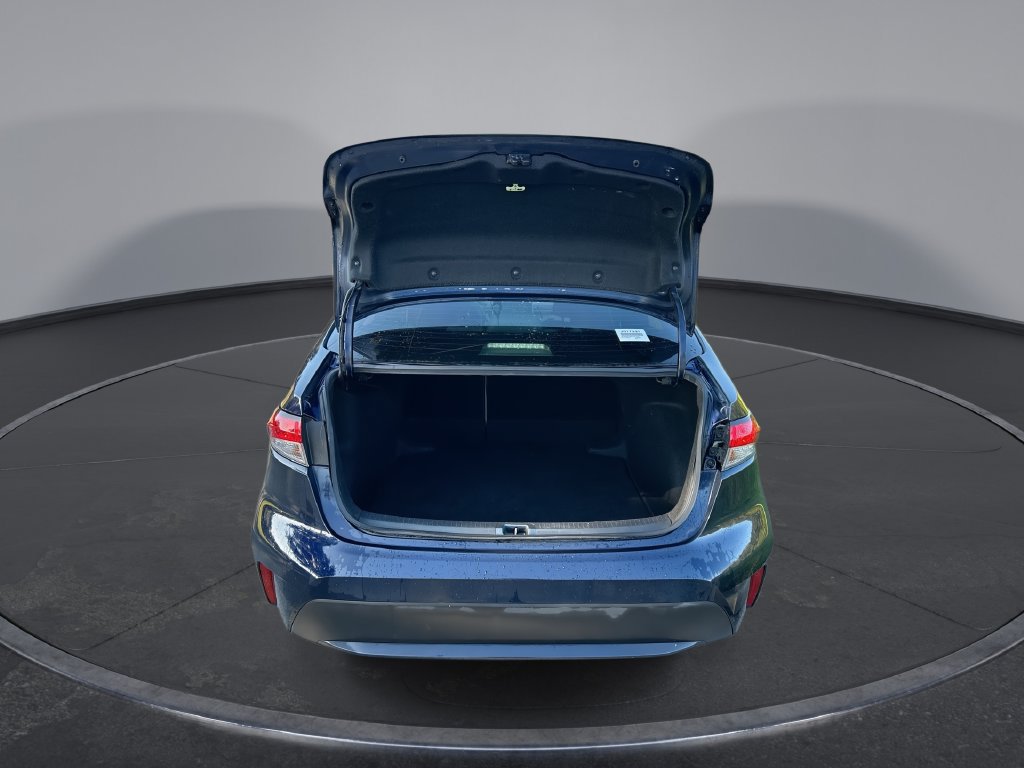 Used 2020 Toyota Corolla LE FWD image 28