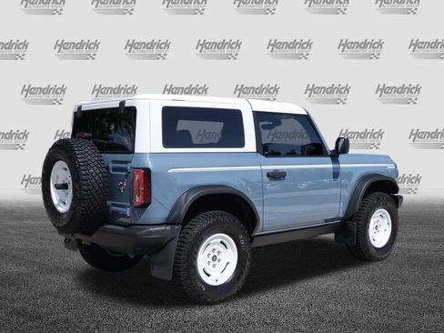 Used 2024 Ford Bronco Heritage Edition AWD/4WD image 9