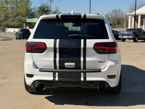Used 2015 Jeep Grand Cherokee SRT AWD/4WD image 4