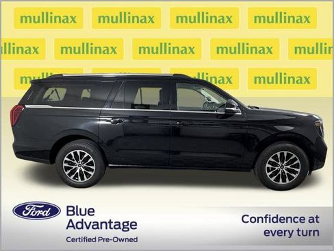Certified 2025 Ford Expedition Max Platinum image 2