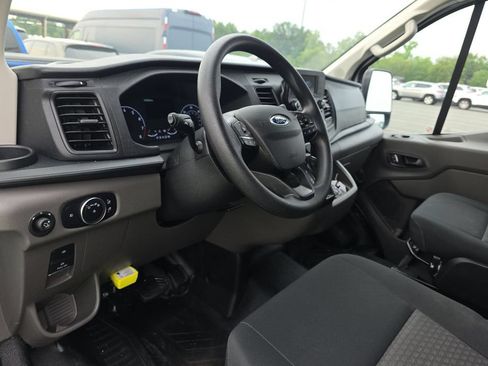 Used 2025 Ford Transit 250 Low Roof w/ Exterior Upgrade Package RWD image 7