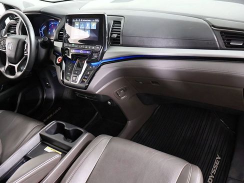 Used 2019 Honda Odyssey Elite image 25