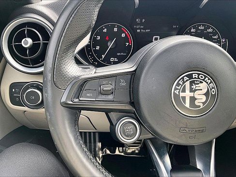 Used 2020 Alfa Romeo Giulia w/ Quick Order Package 22K Sport image 19