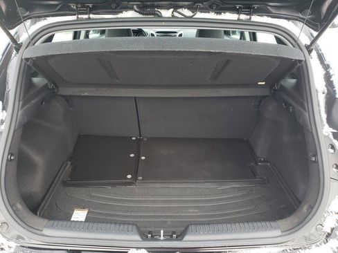 Used 2016 Hyundai Elantra GT w/ Option Group 03 image 7