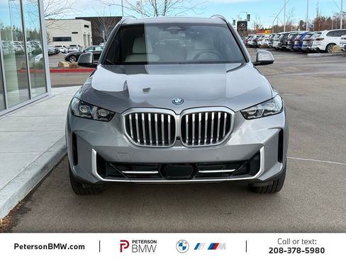 Used 2024 BMW X5 xDrive50e w/ Premium Package image 3