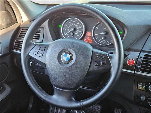 Used 2012 BMW X5 xDrive35i image 12