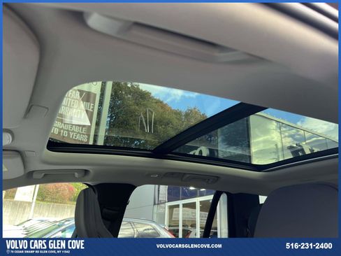 Certified 2025 Volvo XC90 B5 Core w/ Climate Package image 18