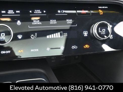 Certified 2026 INFINITI QX60 Luxe w/ Cargo Package AWD/4WD image 12