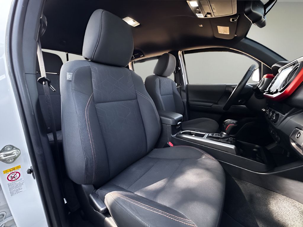 Used 2020 Toyota Tacoma TRD Sport RWD image 22
