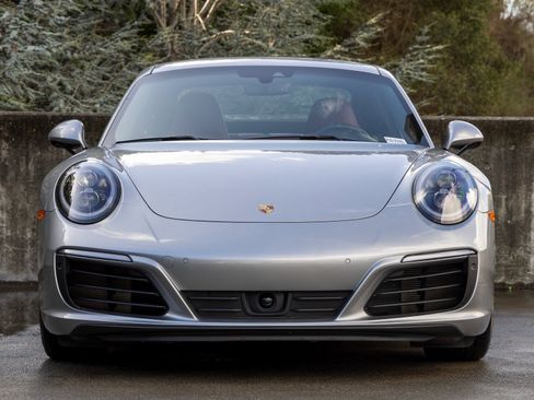 Used 2018 Porsche 911 Carrera S image 8