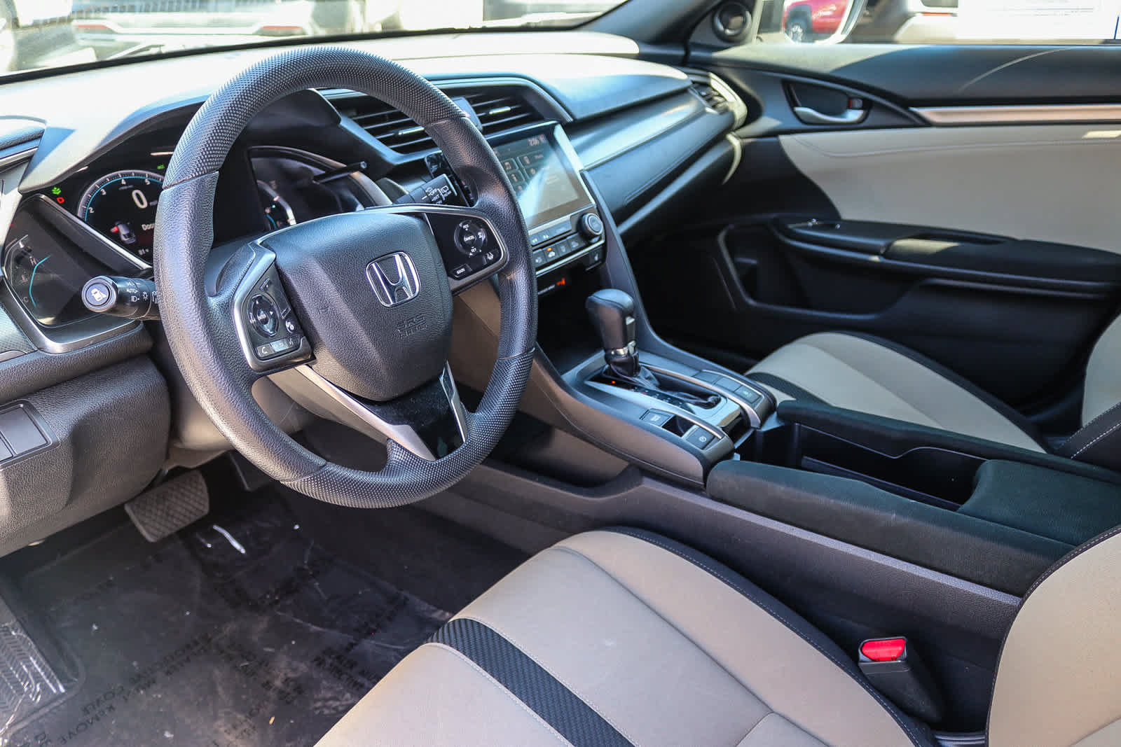 Used 2019 Honda Civic EX image 16