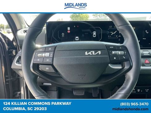 Used 2025 Kia K4 EX FWD image 30