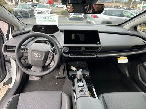 New 2026 Toyota Prius Plug-In Hybrid image 18