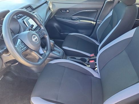 Used 2025 Nissan Versa S w/ Trunk Package image 7