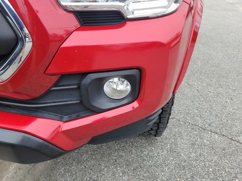 Used 2021 Toyota Tacoma SR5 image 4