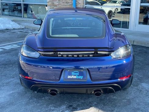 Used 2021 Porsche 718 Cayman GTS image 14
