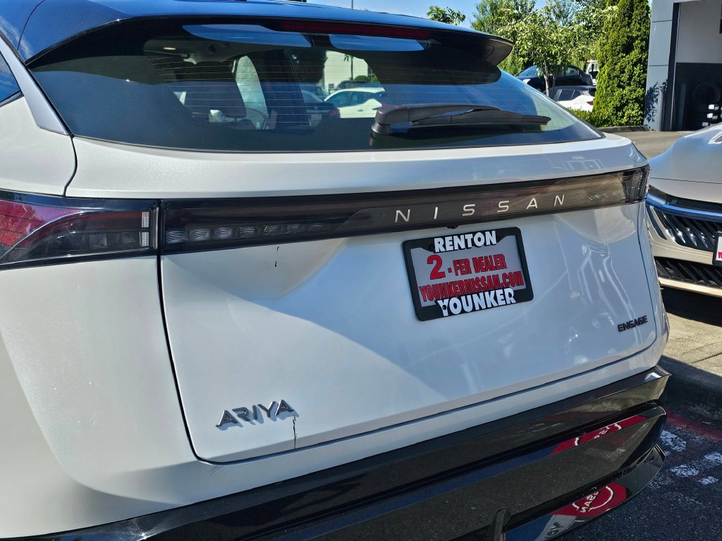Used 2023 Nissan Ariya FWD image 10