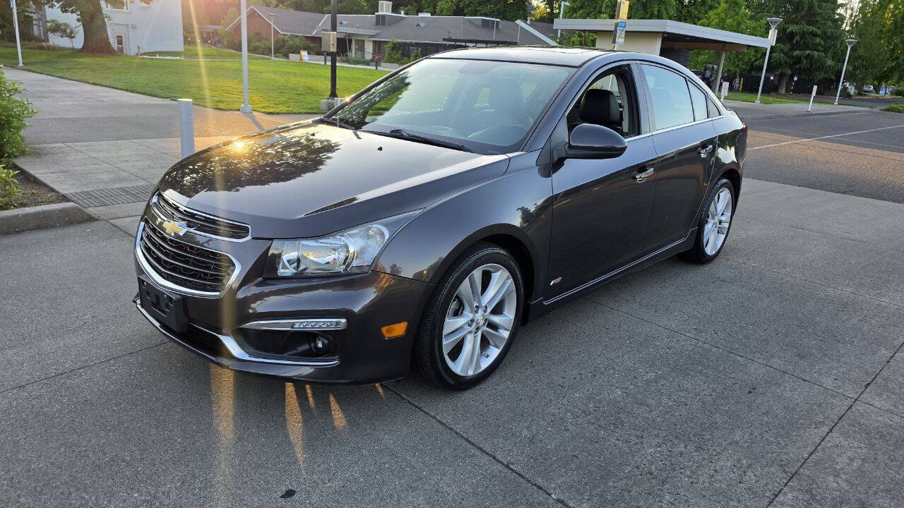 Used 2016 Chevrolet Cruze LTZ w/ Sun, Sound and Sport Package FWD image 1