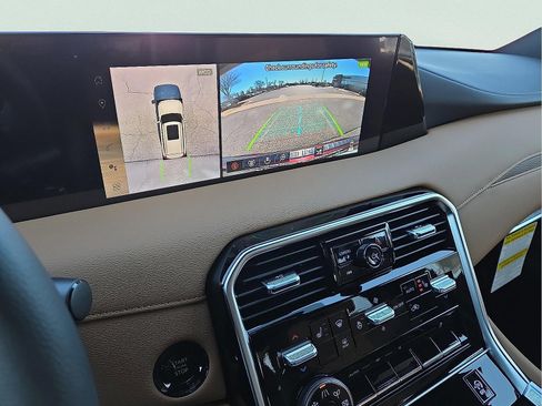 New 2026 Nissan Armada SL image 17