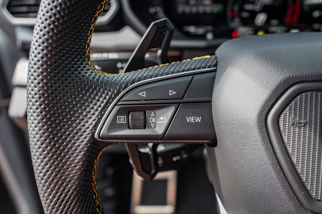 Used 2023 Lamborghini Urus S AWD/4WD image 25