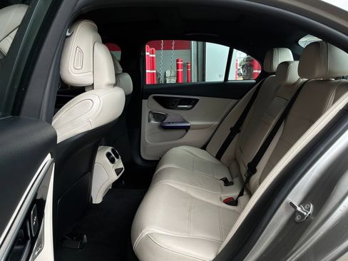 Used 2023 Mercedes-Benz C 300 4MATIC Sedan w/ Exclusive Trim Package image 12