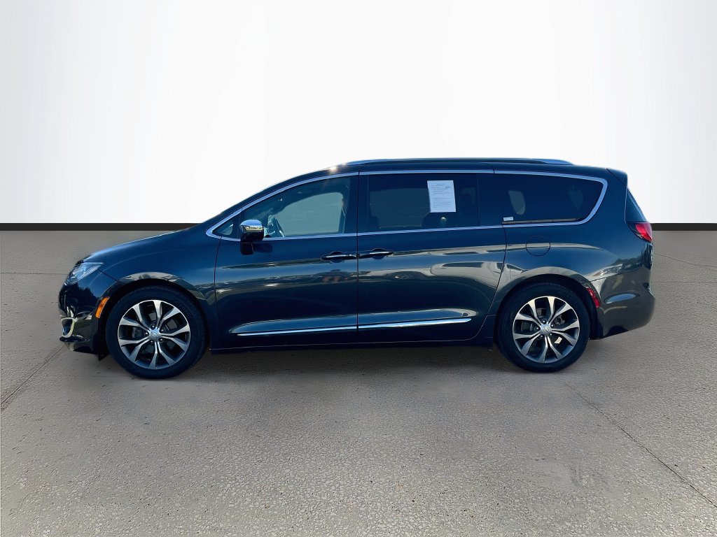 Used 2020 Chrysler Pacifica Limited FWD image 4