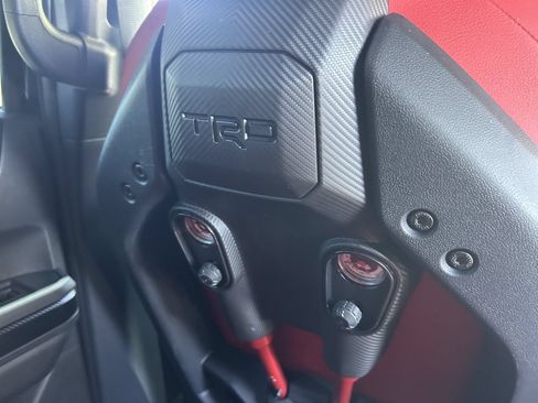Used 2025 Toyota Tacoma TRD Pro AWD/4WD image 16