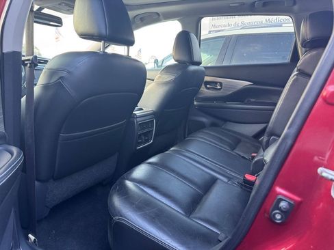 Used 2015 Nissan Murano Platinum w/ Platinum Technology Package FWD image 13
