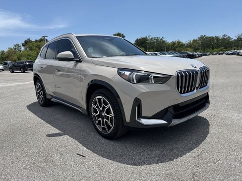 Used 2026 BMW X1 xDrive28i w/ Technology Package AWD/4WD image 8