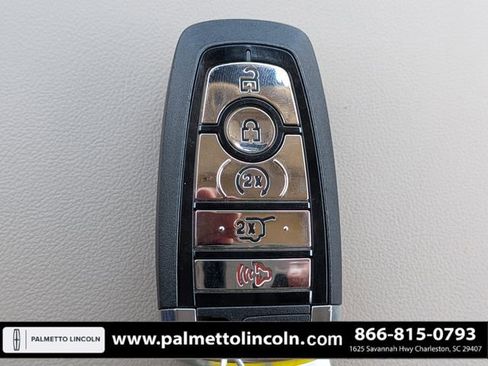 Certified 2022 Lincoln Nautilus Reserve w/ Equipment Group 201A image 30