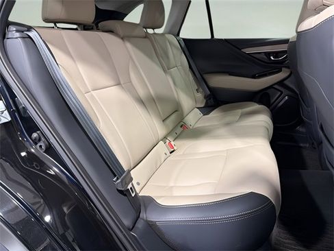 Used 2023 Subaru Outback Limited image 33