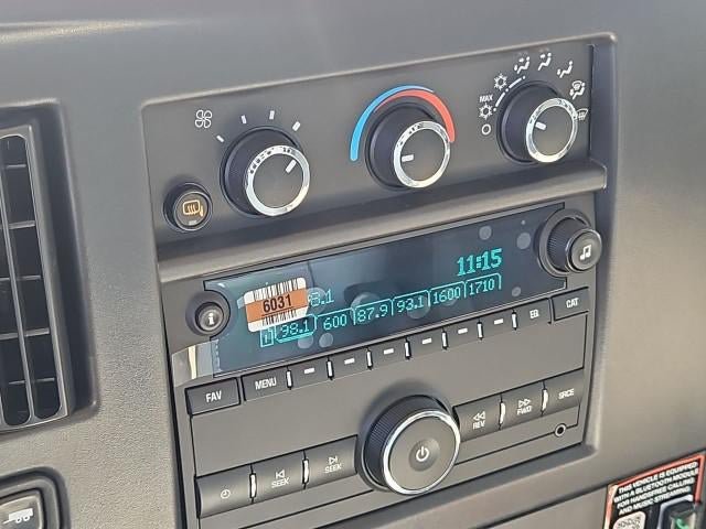New 2026 Chevrolet Express 2500 Extended w/ Communications Package RWD image 13