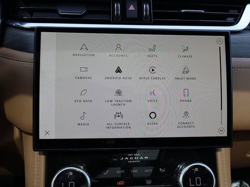 Used 2022 Jaguar F-PACE S AWD/4WD image 57