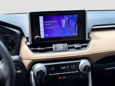 Used 2025 Toyota RAV4 XLE Premium FWD image 27