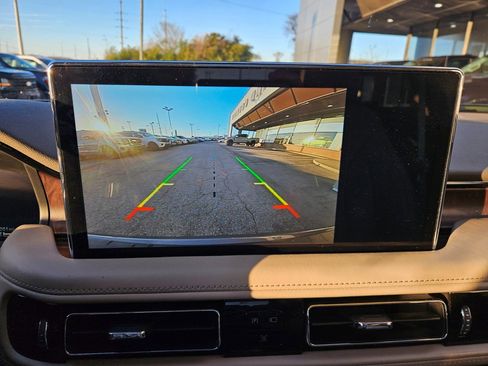 Used 2021 Lincoln Nautilus Reserve w/ Monochromatic Package image 28