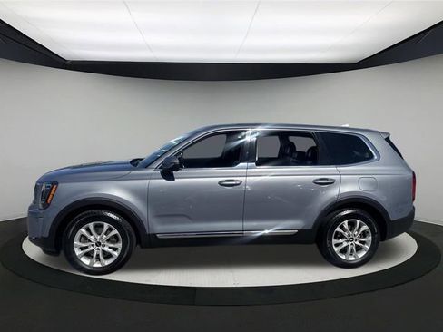 Used 2022 Kia Telluride LX image 11