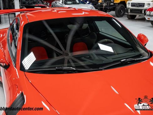 Used 2016 Porsche 911 GT3 RS image 34