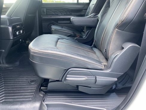 Used 2024 Ford Expedition Max Platinum image 15