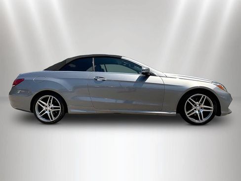 Used 2016 Mercedes-Benz E 400 Cabriolet image 4