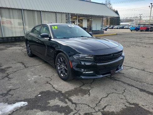 Used 2018 Dodge Charger GT image 5
