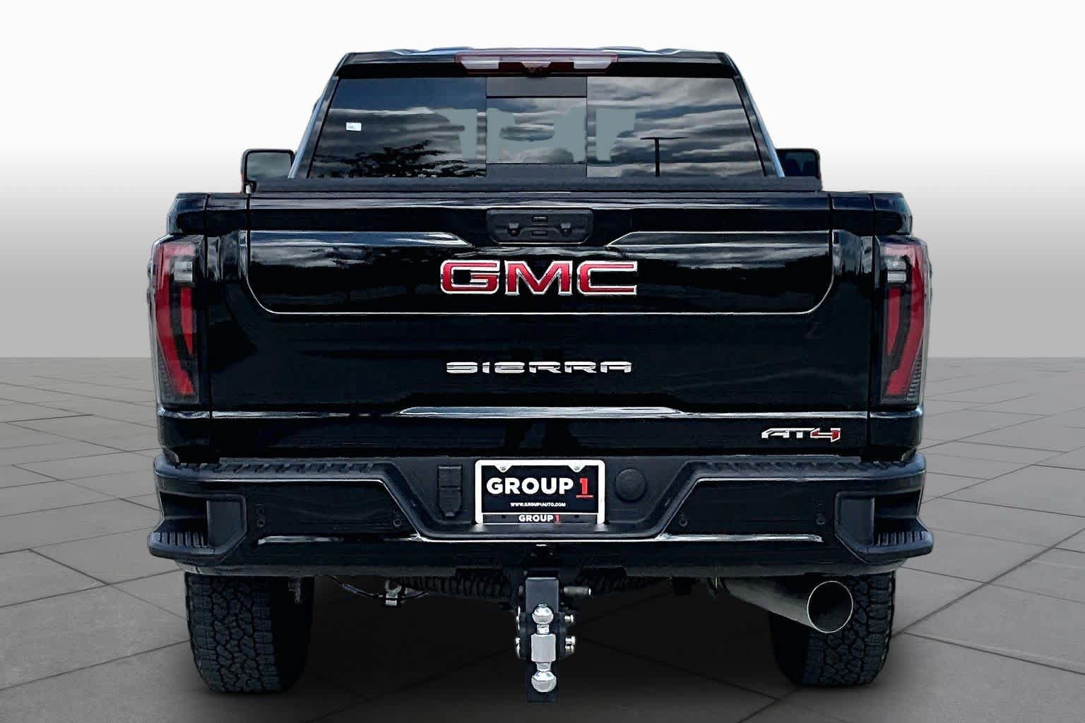 Used 2026 GMC Sierra 2500 AT4 w/ AT4 Premium Plus Package AWD/4WD image 5