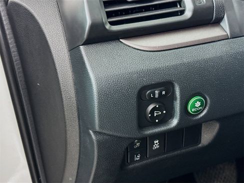 Used 2022 Honda Pilot Sport image 8