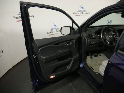 Used 2019 Honda Passport Elite image 10