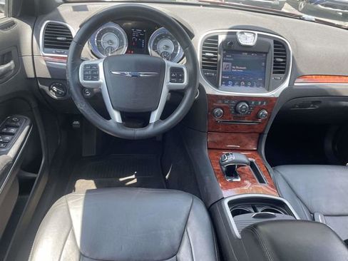 Used 2014 Chrysler 300 AWD w/ Driver Convenience Group image 13