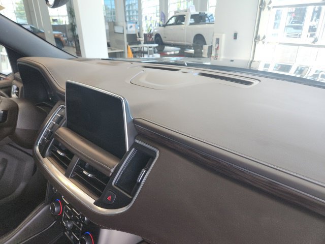 Used 2021 Chevrolet Tahoe LT w/ LT Signature Plus Package AWD/4WD image 19