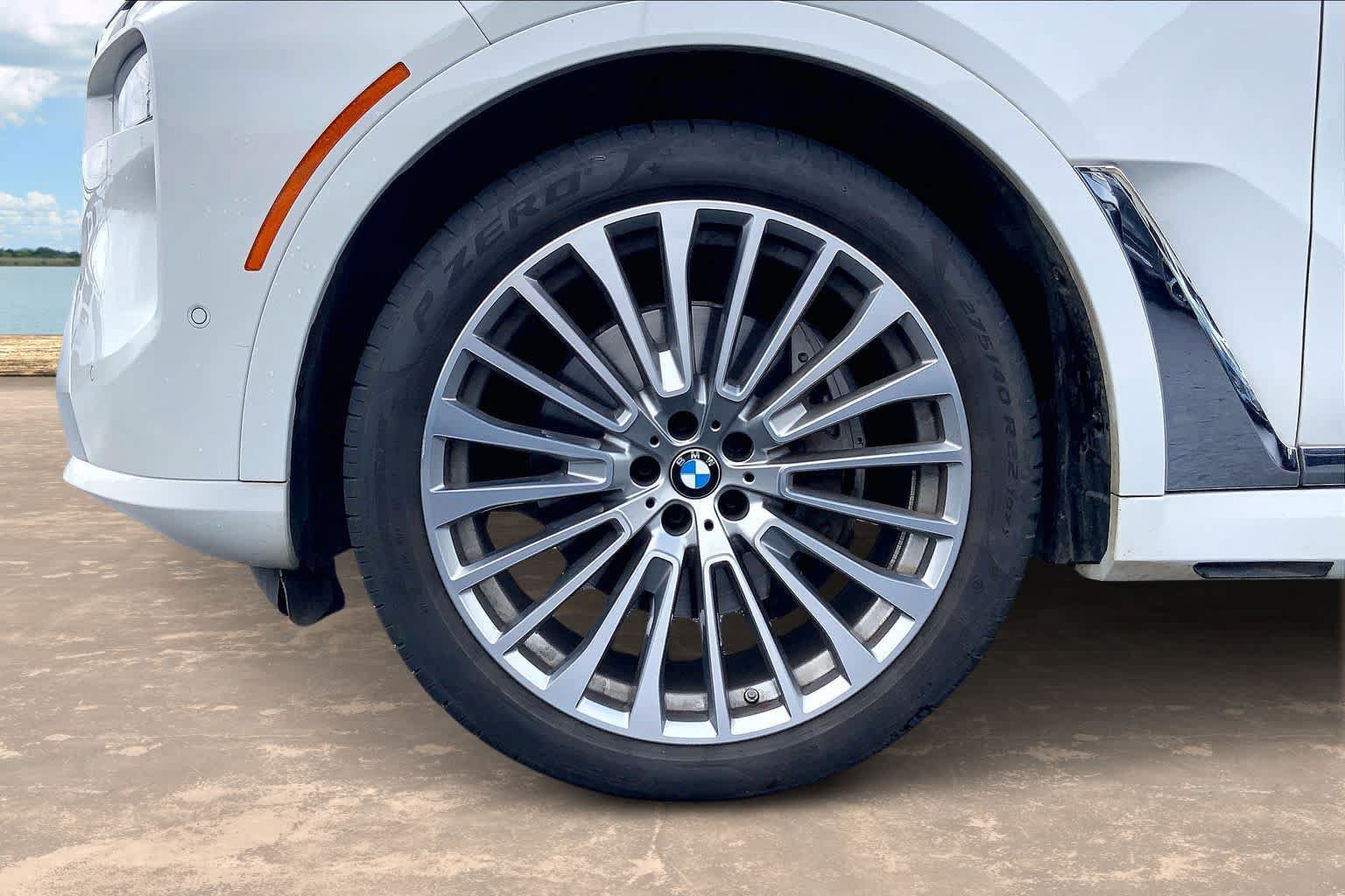 Used 2024 BMW X7 xDrive40i AWD/4WD image 8
