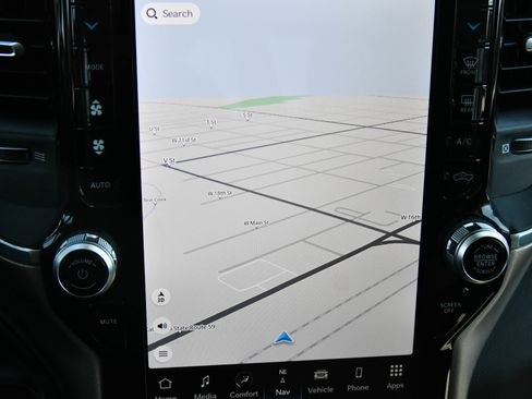 Used 2024 RAM 2500 Laramie image 26